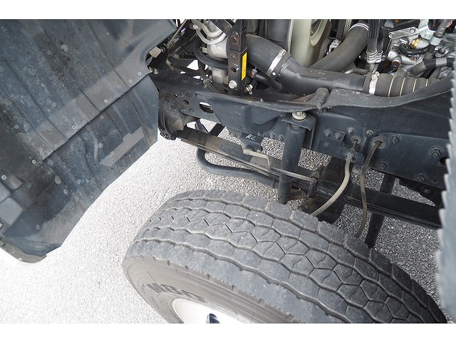 三菱ふそうファイターアルミウイング中型（4t）[写真18]