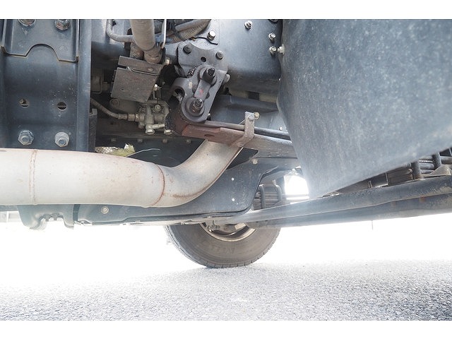 三菱ふそうファイターアルミウイング中型（4t）[写真28]