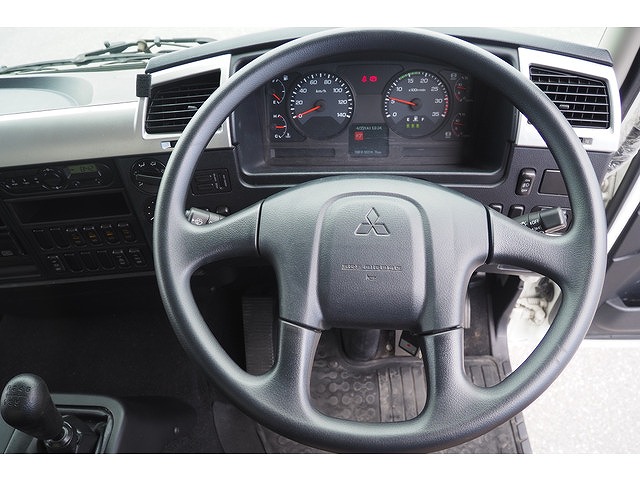 三菱ふそうファイターアルミウイング中型（4t）[写真39]