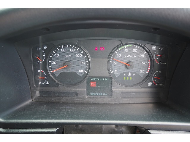 三菱ふそうファイターアルミウイング中型（4t）[写真40]