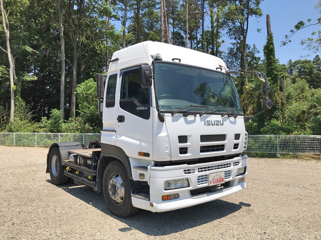 いすゞギガトレーラーヘッド（トラクターヘッド）大型（10t）[写真03]
