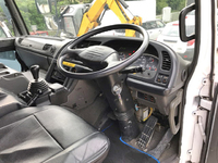 いすゞギガトレーラーヘッド（トラクターヘッド）大型（10t）[写真31]