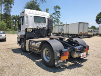 いすゞギガトレーラーヘッド（トラクターヘッド）大型（10t）[写真04]