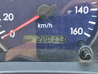 三菱ふそうキャンターアルミバン小型（2t・3t）[写真19]