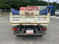 三菱ふそうキャンターダンプ・クレーン付小型（2t・3t）[写真10]