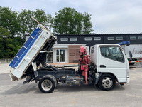 三菱ふそうキャンターダンプ・クレーン付小型（2t・3t）[写真07]