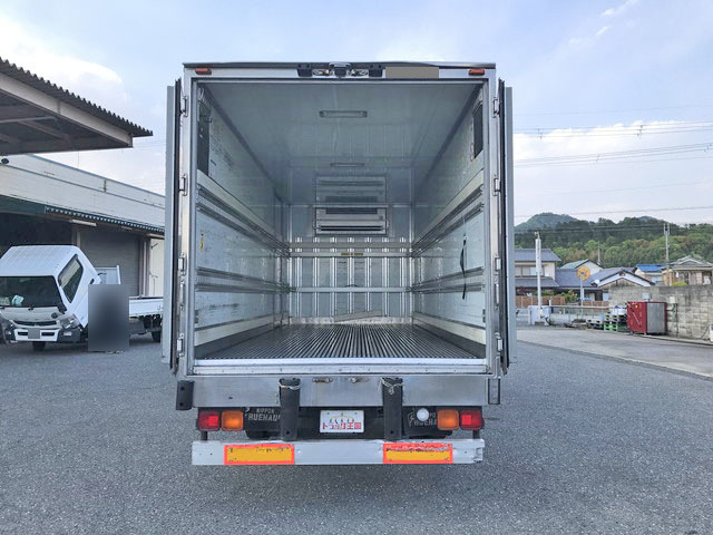 三菱ふそうファイター冷凍車（冷蔵車）中型（4t）[写真12]