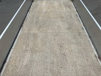 いすゞエルフアルミブロック小型（2t・3t）[写真12]