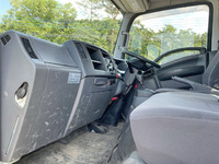 いすゞエルフアルミブロック小型（2t・3t）[写真33]