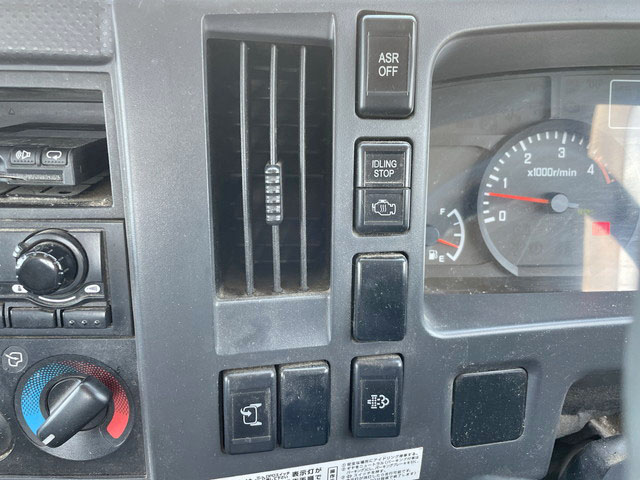 いすゞエルフアルミブロック小型（2t・3t）[写真37]