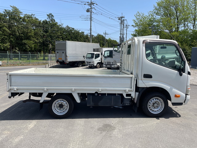 トヨタダイナ平ボディ小型（2t・3t）[写真06]