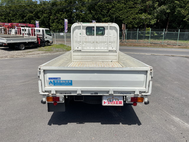 トヨタダイナ平ボディ小型（2t・3t）[写真08]