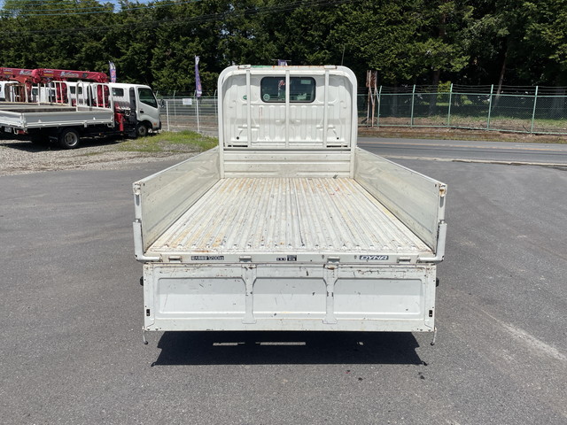 トヨタダイナ平ボディ小型（2t・3t）[写真09]