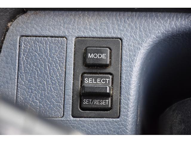 日野レンジャーパッカー車（塵芥車）中型（4t）[写真11]