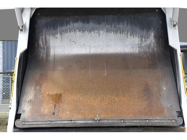 日野レンジャーパッカー車（塵芥車）中型（4t）[写真23]