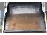 日野レンジャーパッカー車（塵芥車）中型（4t）[写真23]