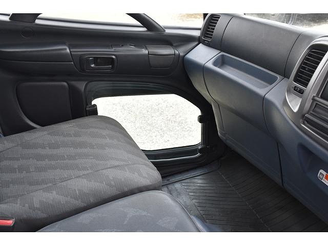 日野レンジャーパッカー車（塵芥車）中型（4t）[写真24]