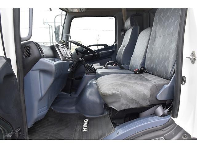 日野レンジャーパッカー車（塵芥車）中型（4t）[写真30]