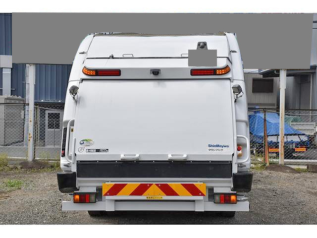 日野レンジャーパッカー車（塵芥車）中型（4t）[写真05]