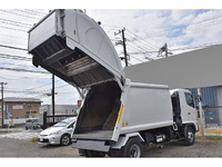 日野レンジャーパッカー車（塵芥車）中型（4t）[写真08]