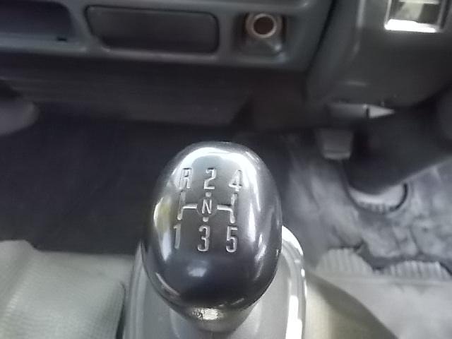 いすゞエルフ高所作業車小型（2t・3t）[写真25]