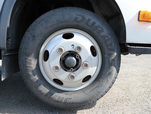 日野デュトロ高所作業車小型（2t・3t）[写真16]