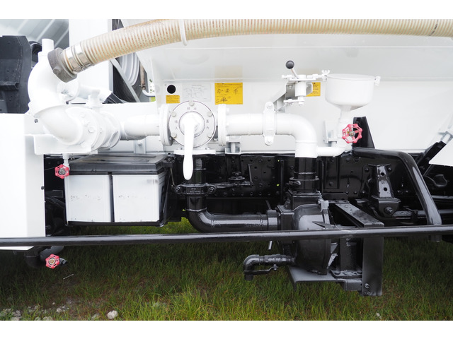 いすゞエルフ散水車小型（2t・3t）[写真16]