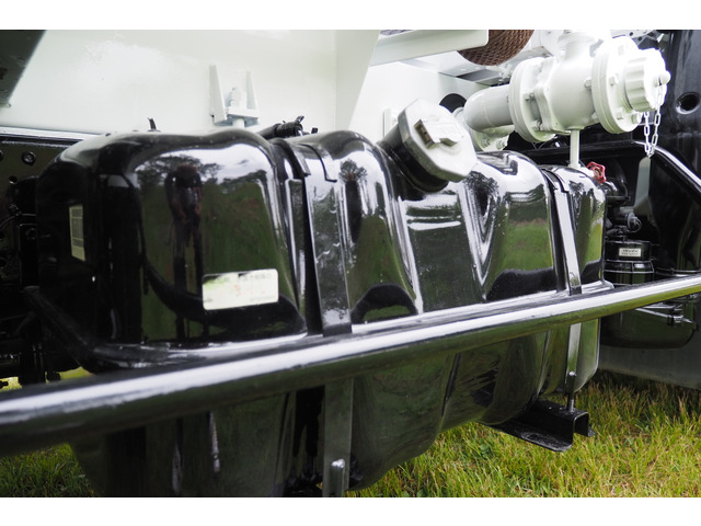 いすゞエルフ散水車小型（2t・3t）[写真19]