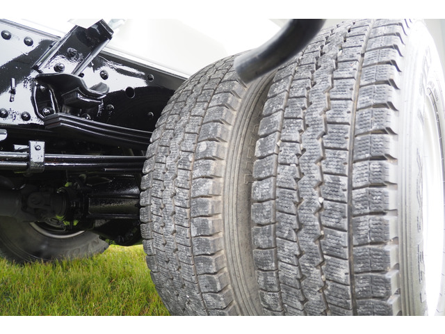 いすゞエルフ散水車小型（2t・3t）[写真23]