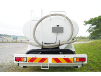 いすゞエルフ散水車小型（2t・3t）[写真09]