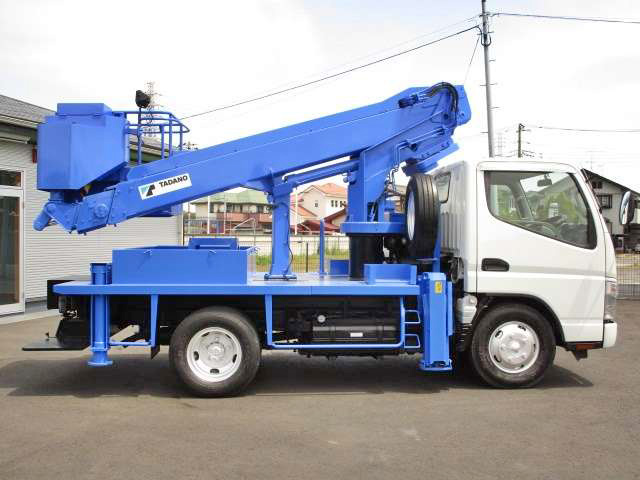 三菱ふそうキャンター高所作業車小型（2t・3t）[写真03]