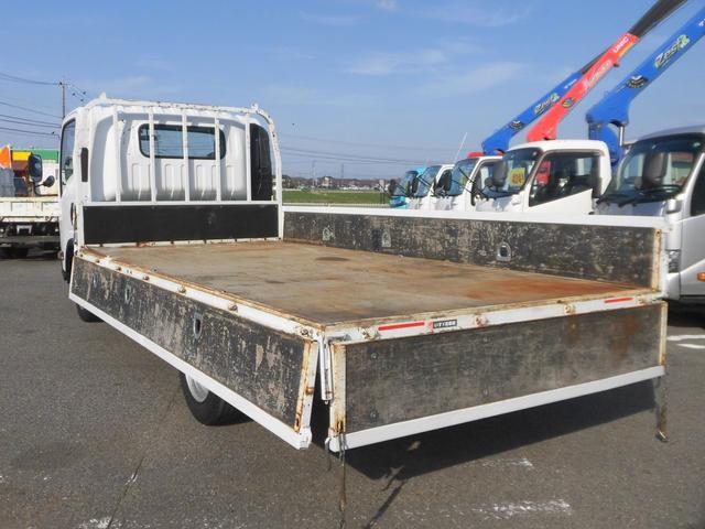 いすゞエルフ平ボディ小型（2t・3t）[写真11]