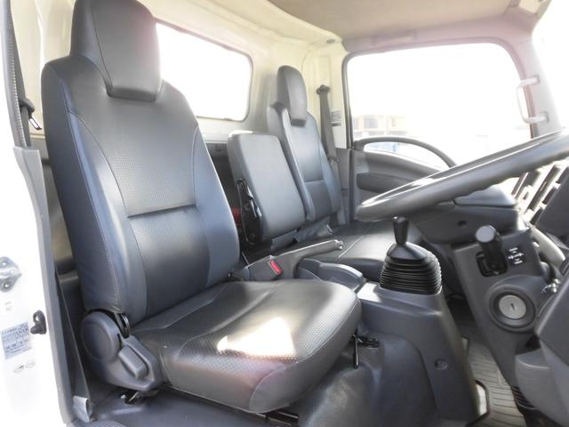 いすゞエルフ平ボディ小型（2t・3t）[写真17]