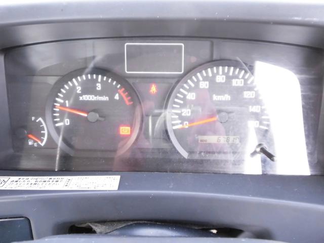 いすゞエルフ平ボディ小型（2t・3t）[写真18]