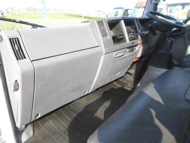 いすゞエルフ平ボディ小型（2t・3t）[写真24]