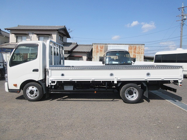トヨタダイナ平ボディ小型（2t・3t）[写真06]