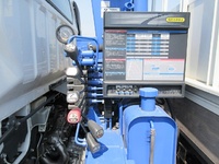 三菱ふそうキャンタークレーン3段小型（2t・3t）[写真18]