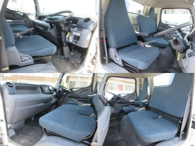 三菱ふそうキャンタークレーン3段小型（2t・3t）[写真35]