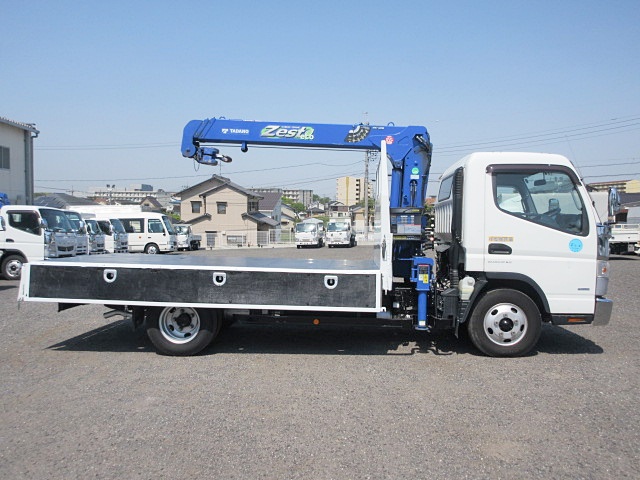 三菱ふそうキャンタークレーン3段小型（2t・3t）[写真07]