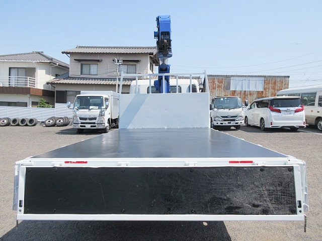 三菱ふそうキャンタークレーン3段小型（2t・3t）[写真08]