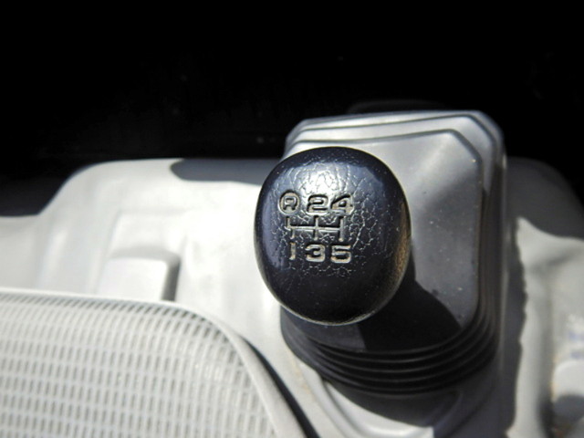 日野デュトロ冷凍車（冷蔵車）小型（2t・3t）[写真12]