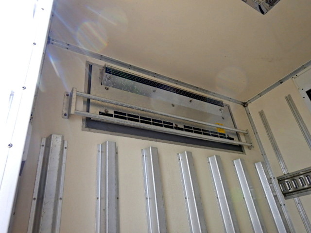 日野デュトロ冷凍車（冷蔵車）小型（2t・3t）[写真19]