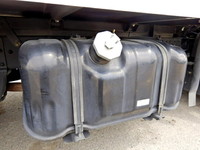 いすゞエルフ冷凍車（冷蔵車）小型（2t・3t）[写真24]