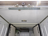 いすゞエルフ冷凍車（冷蔵車）小型（2t・3t）[写真08]