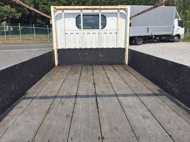 日産アトラス平ボディ小型（2t・3t）[写真10]