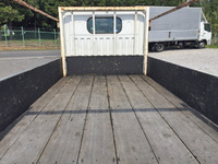 日産アトラス平ボディ小型（2t・3t）[写真10]