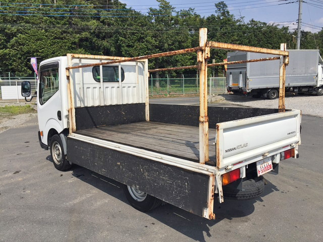 日産アトラス平ボディ小型（2t・3t）[写真12]