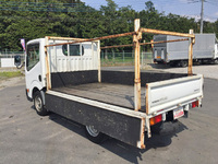 日産アトラス平ボディ小型（2t・3t）[写真12]