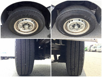 日産アトラス平ボディ小型（2t・3t）[写真15]