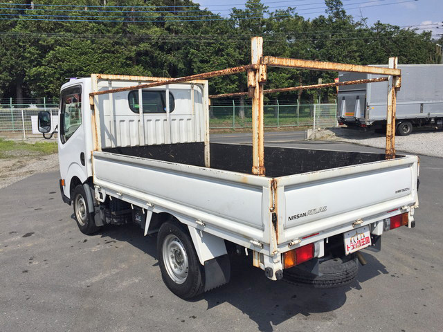 日産アトラス平ボディ小型（2t・3t）[写真04]